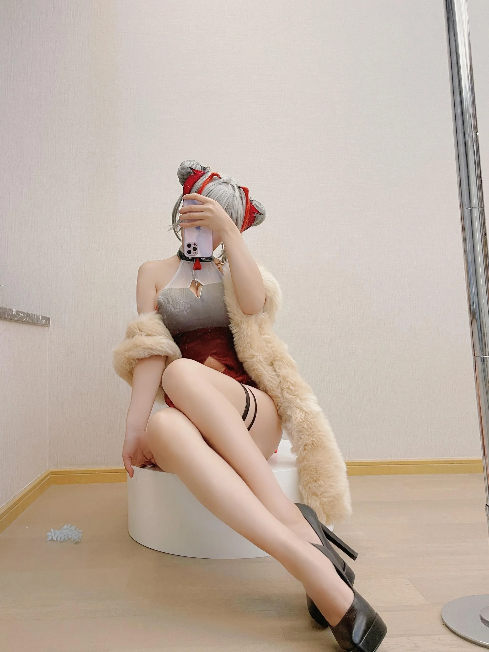 小仓千代w – NO.20 w旗袍-w旗袍自拍13p [8P]插图5